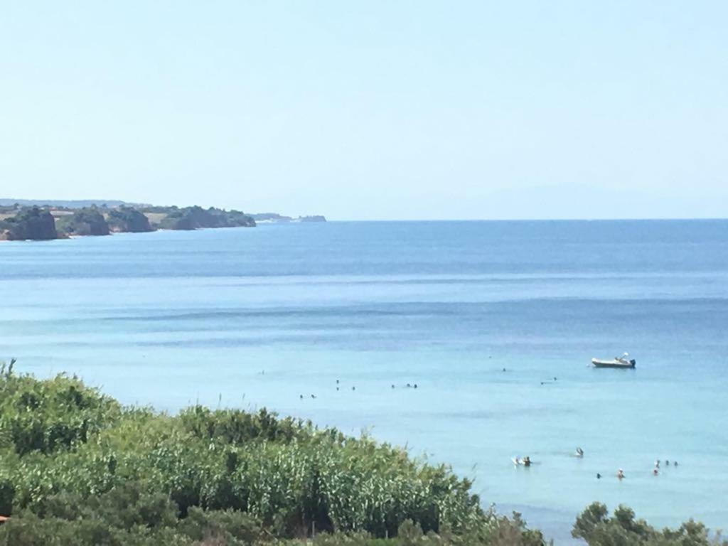 Magnificent Seascape Villa On A Secluded Beach Nea Moudania Exterior photo